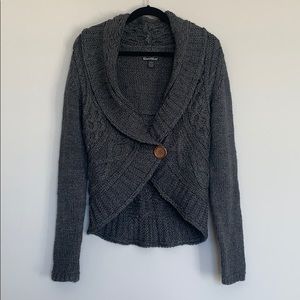 RIVET & BLUES Cable-Knit Cardigan